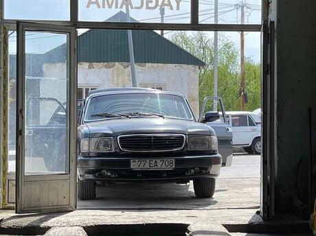GAZ 3110 2003