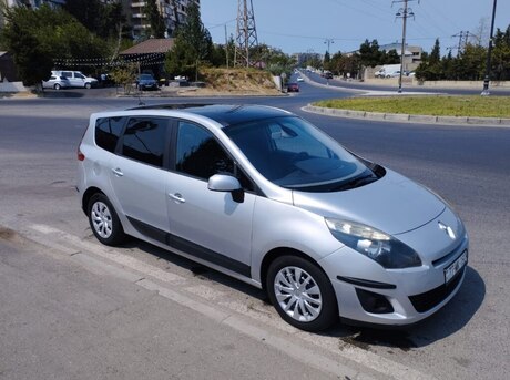 Renault Grand Scenic 2010