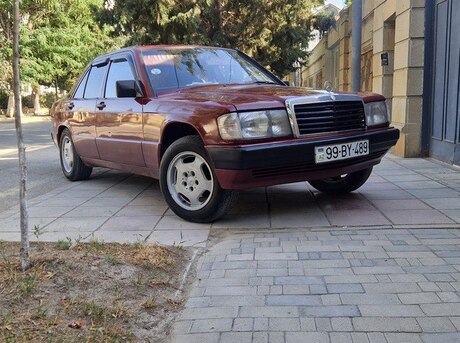Mercedes 190 1990