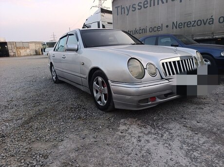 Mercedes E 290 1998