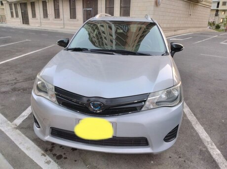 Toyota Corolla Fielder 2014