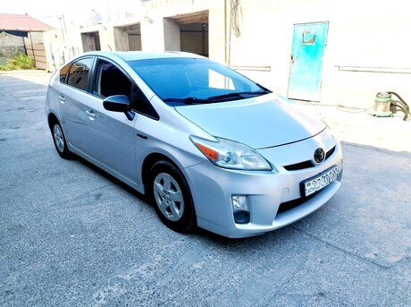 Toyota Prius 2011