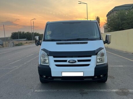 Ford Transit 2010