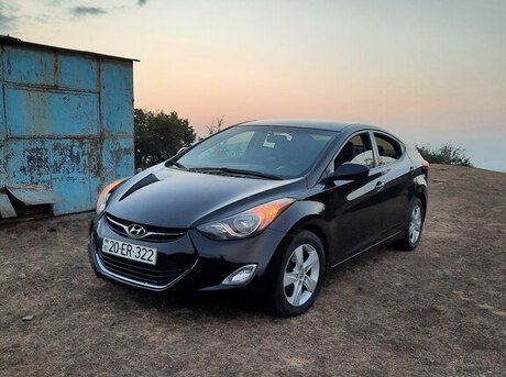 Hyundai Elantra 2013