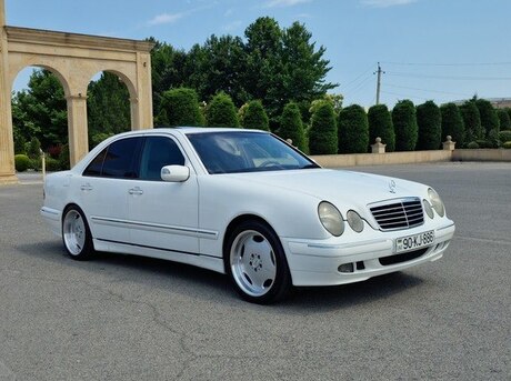 Mercedes E 320 2001