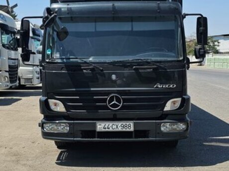 Mercedes Atego 818