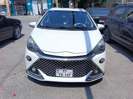 Toyota Aqua 2014