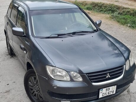 Mitsubishi Airtrek 2001