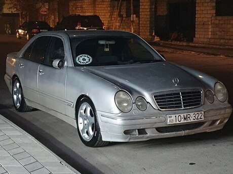 Mercedes E 200 d 2000