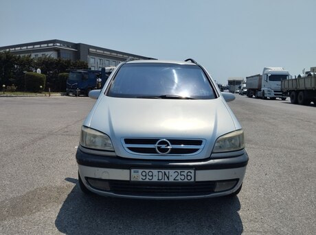 Opel Zafira 2001