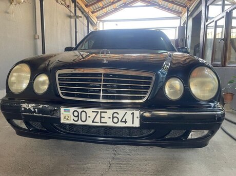 Mercedes E 240 2000