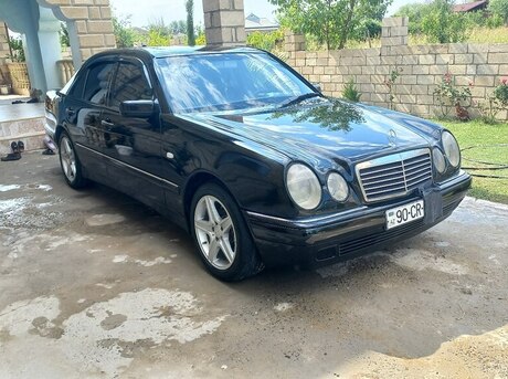 Mercedes E 240 1998