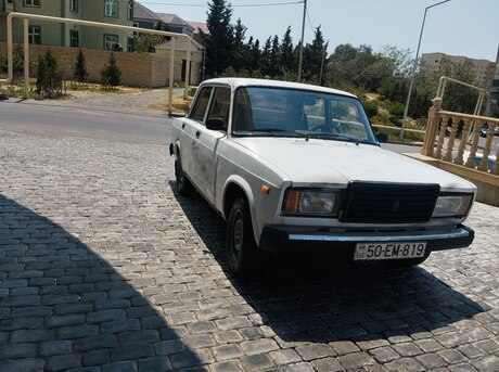 LADA (VAZ) 2107