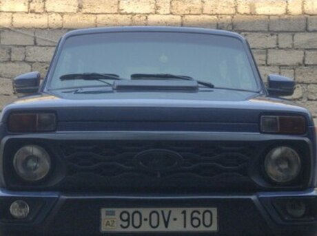 LADA (VAZ) Niva 2015