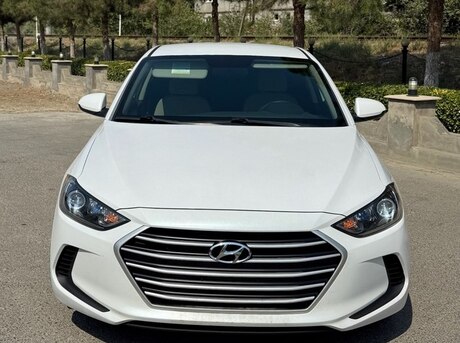 Hyundai Elantra 2018