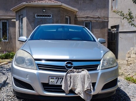 Opel Astra 2009
