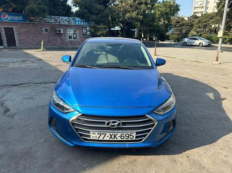 Hyundai Elantra 2016