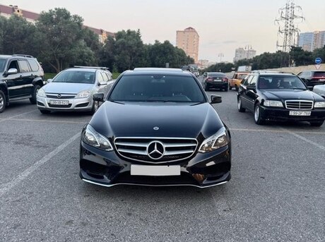 Mercedes E 200