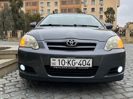 Toyota Corolla 2005