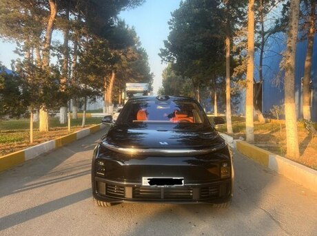 Li Auto L7 2025