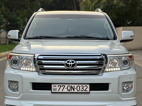 Toyota Land Cruiser 2012
