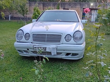 Mercedes E 230 1998