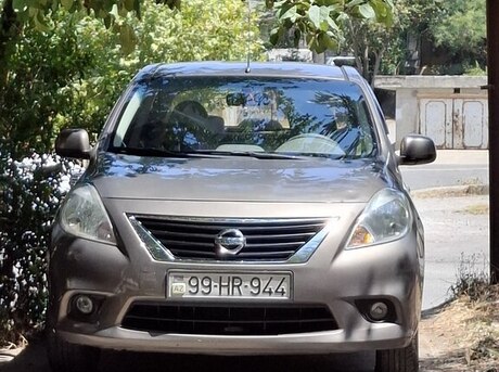Nissan Sunny 2014