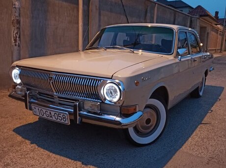 GAZ 24 1984