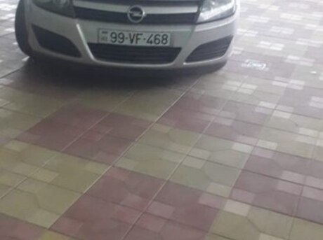 Opel Astra 2005