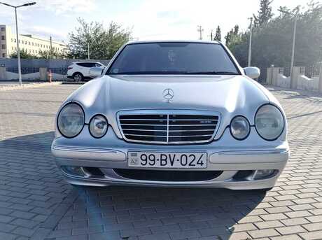 Mercedes E 240 2001