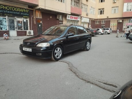 Opel Astra 2000