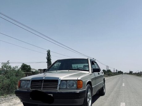 Mercedes 190