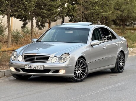 Mercedes E 320