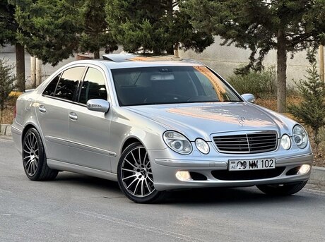 Mercedes E 320 2003