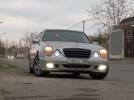 Mercedes E 220 d 2016
