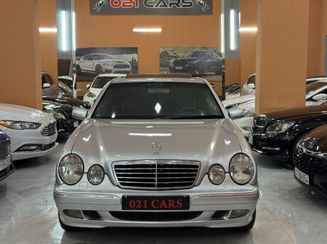 Mercedes E 240