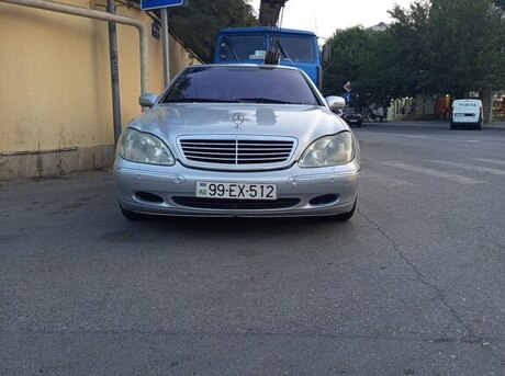 Mercedes S 320