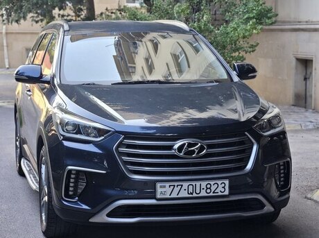 Hyundai Grand Santa Fe