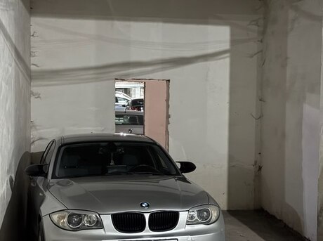 BMW 120 2005
