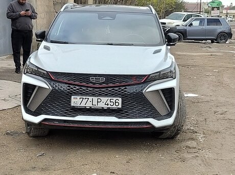 Geely Coolray 2023
