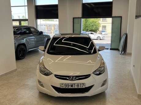 Hyundai Elantra 2011