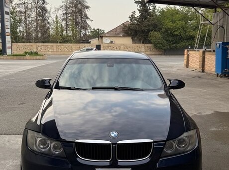 BMW 330 2005