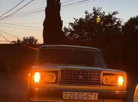 LADA (VAZ) 2107 2011