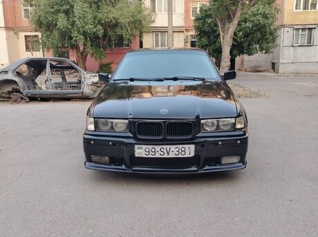 BMW 320 1995