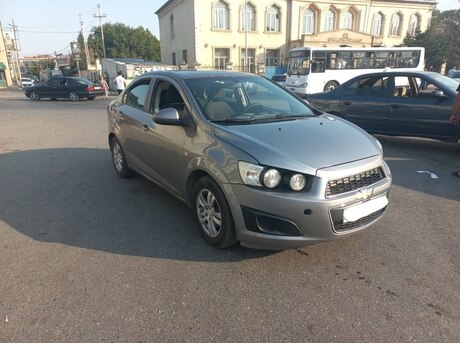 Chevrolet Aveo 2011