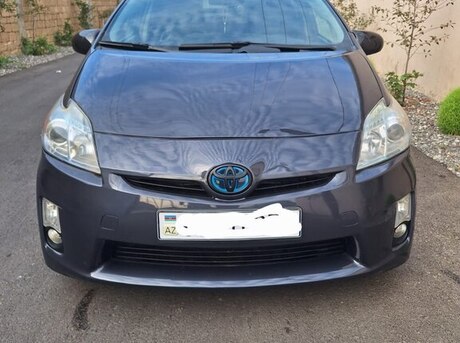 Toyota Prius 2011