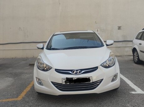 Hyundai Elantra 2011
