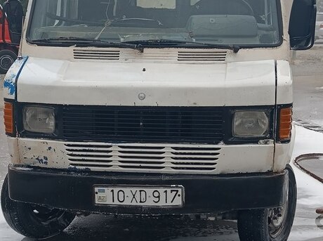 Mercedes 208 D