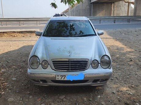 Mercedes E 200 2001