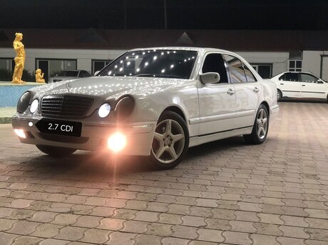 Mercedes E 220 d 2001